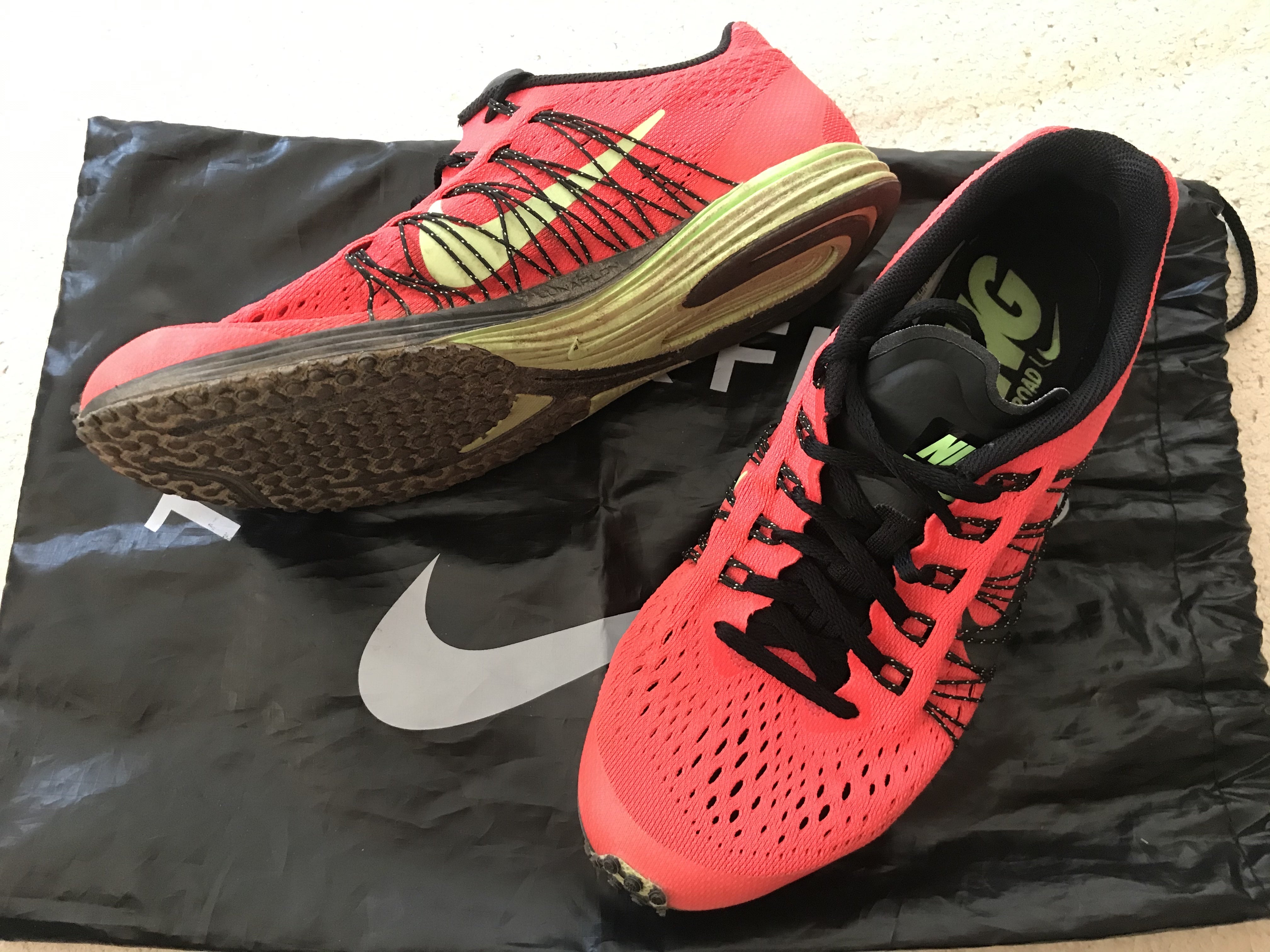 レビュー[ルナスパイダーR6] | 中距離選手による陸上Blog