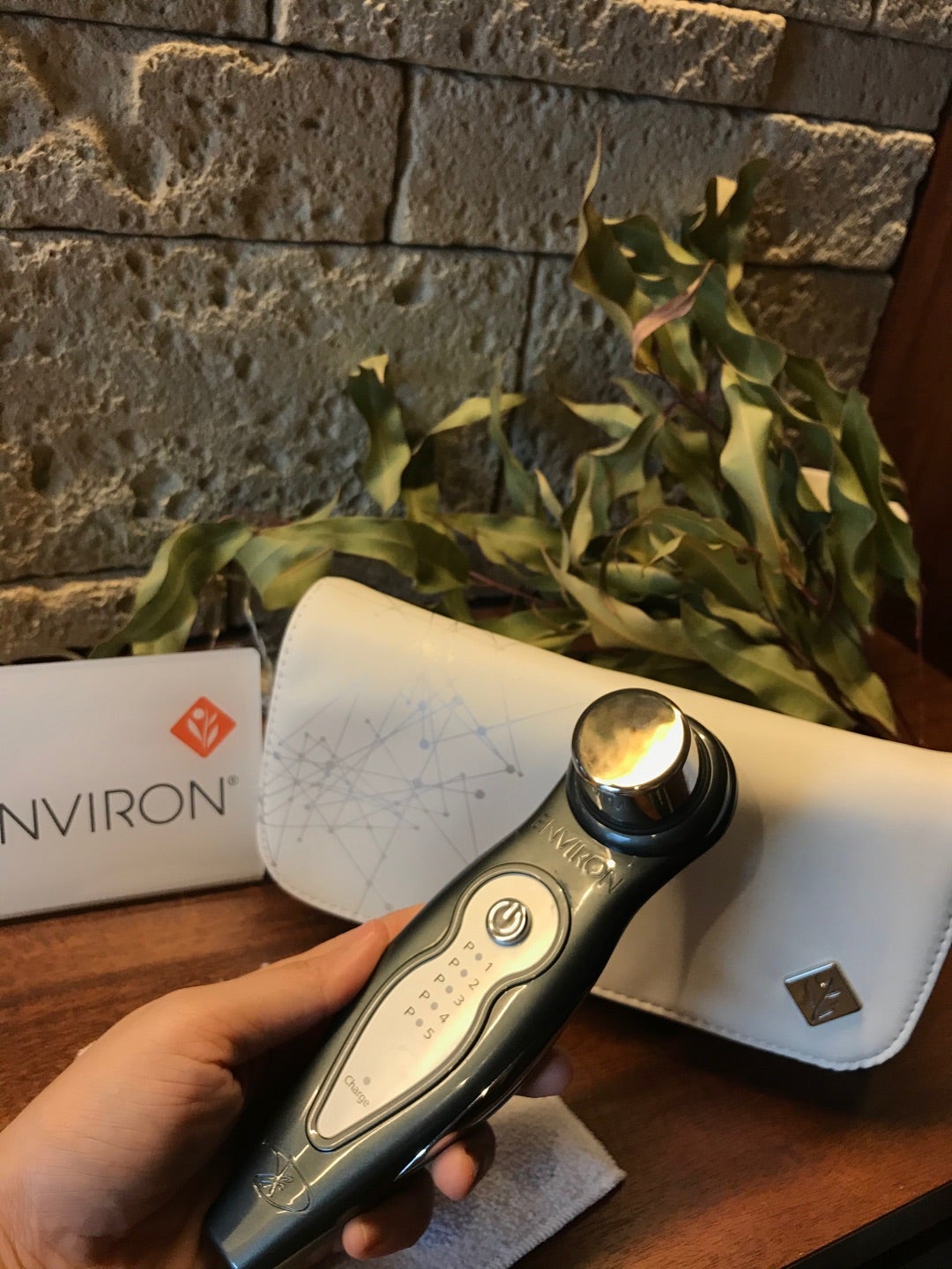 エンビロン美顔器 DFモバイル で衝撃Before after | Esthetic Beauty