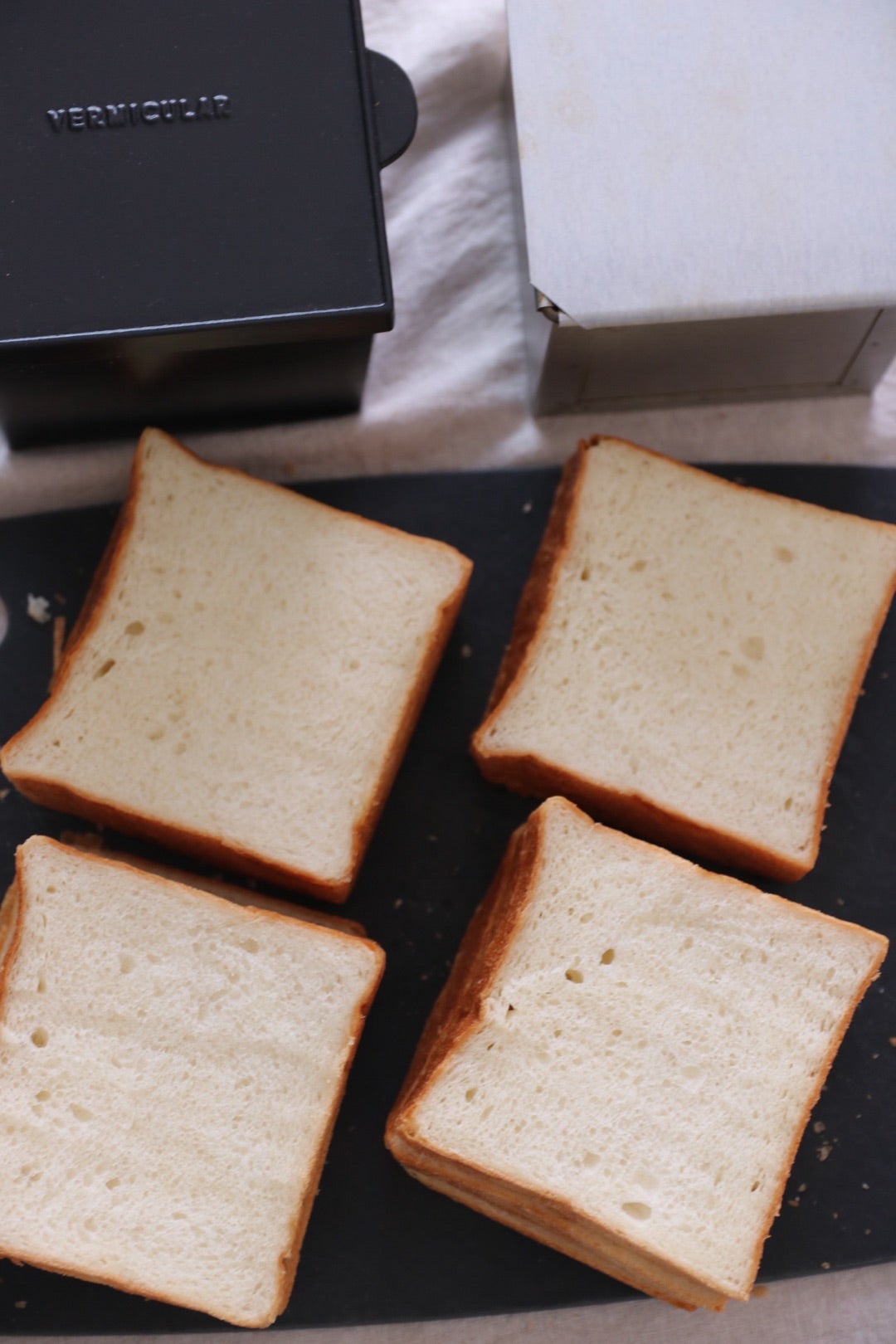パン作り バーミキュラ食パン型とアルタイトを比較してみました