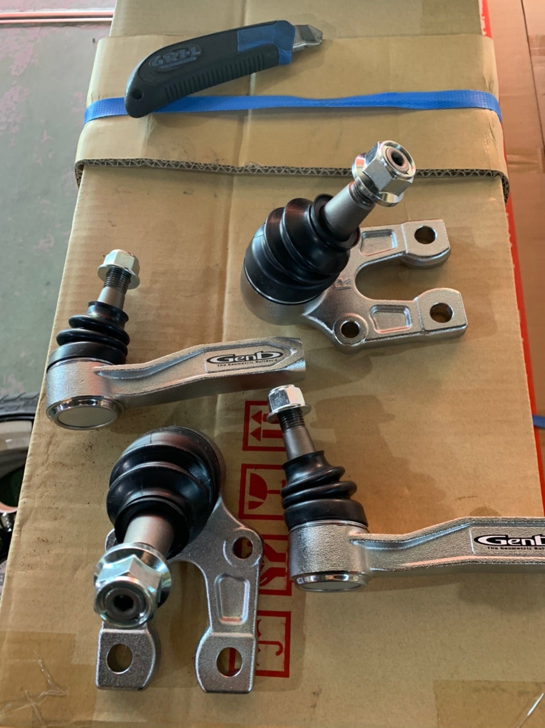 ハイエース 2wd 玄武 RCジョイントpro タイロッドエンド ハイエース