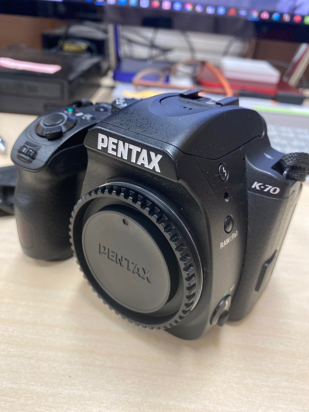 PENTAX K-70 デジタル一眼レフカメラ 黒死病 K-70が黒死病