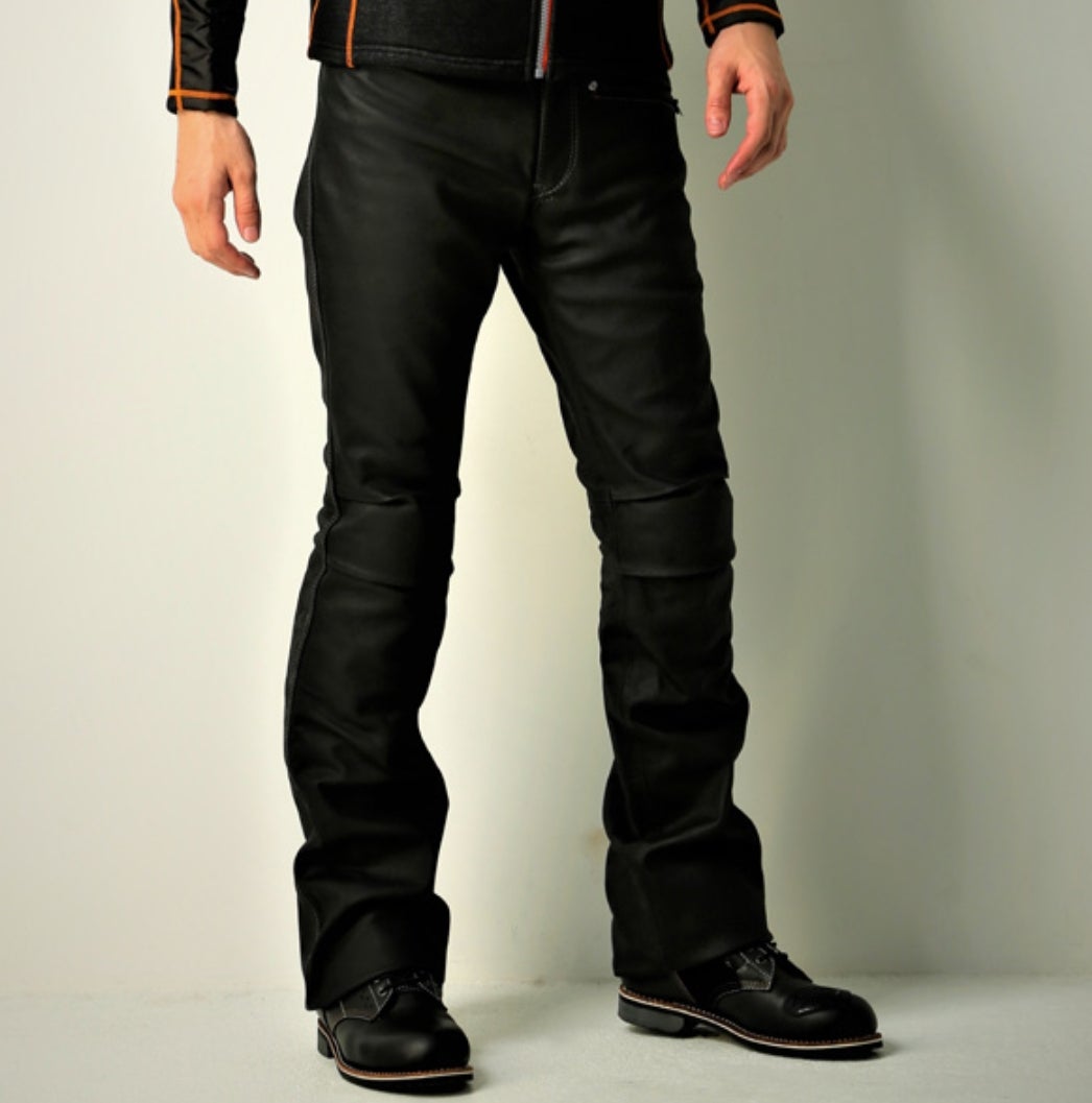 これは…確かに逸品！HyodoやKushitaniのスマートレザーパンツ