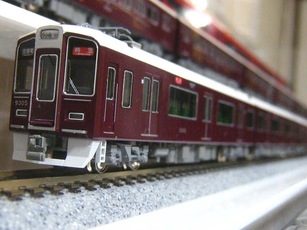 阪急1000系 すみっコぐらしラッピング・神戸線 8両編成セット | まだ