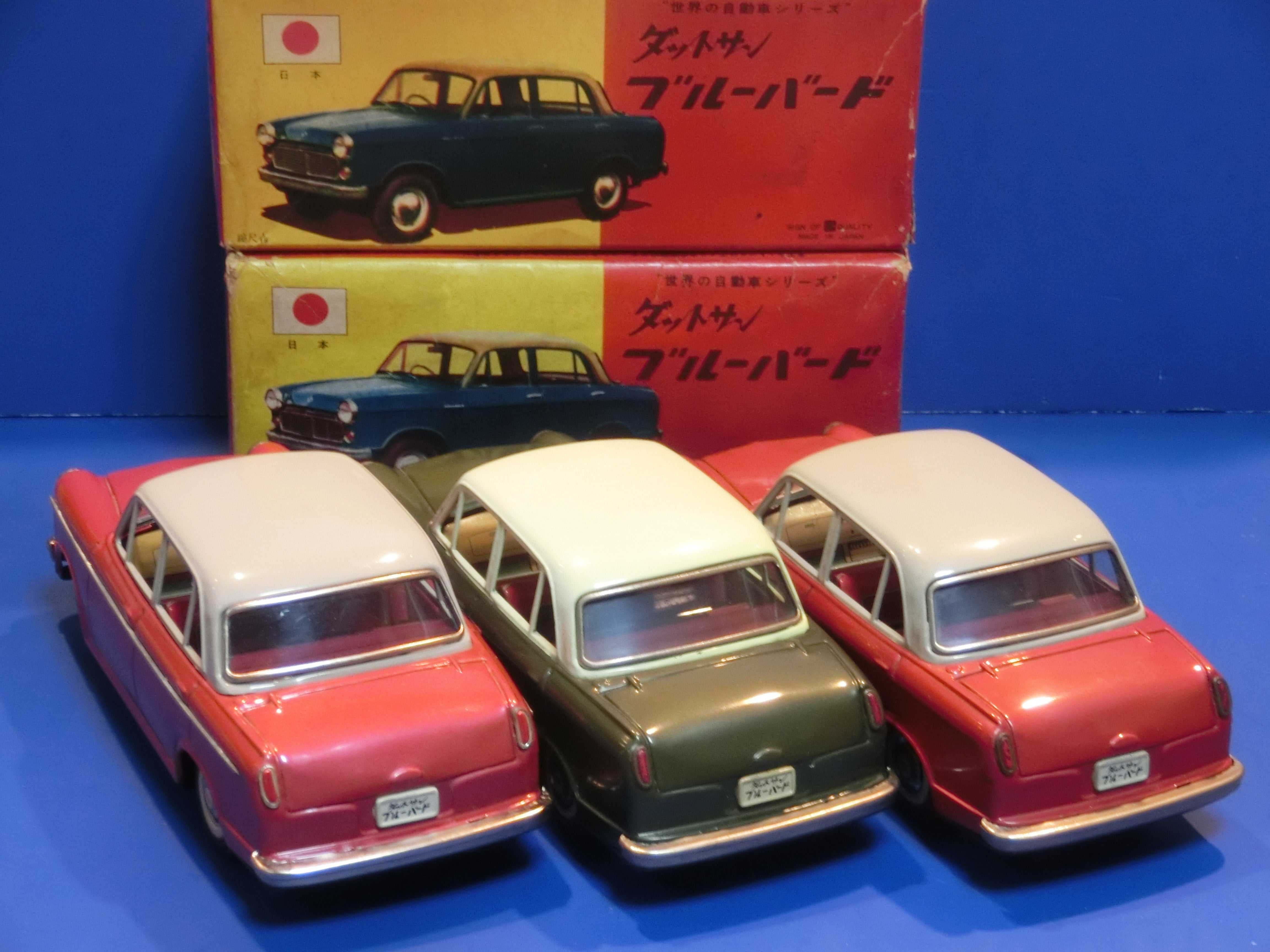 ☆1959年バンダイ萬代屋ダットサンブルーバード310 ～ ブリキ自動車