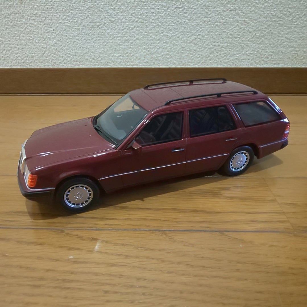 BoS Models 1/18 ベンツ 300TE &初代 Cクラス | kendeen-1990のブログ