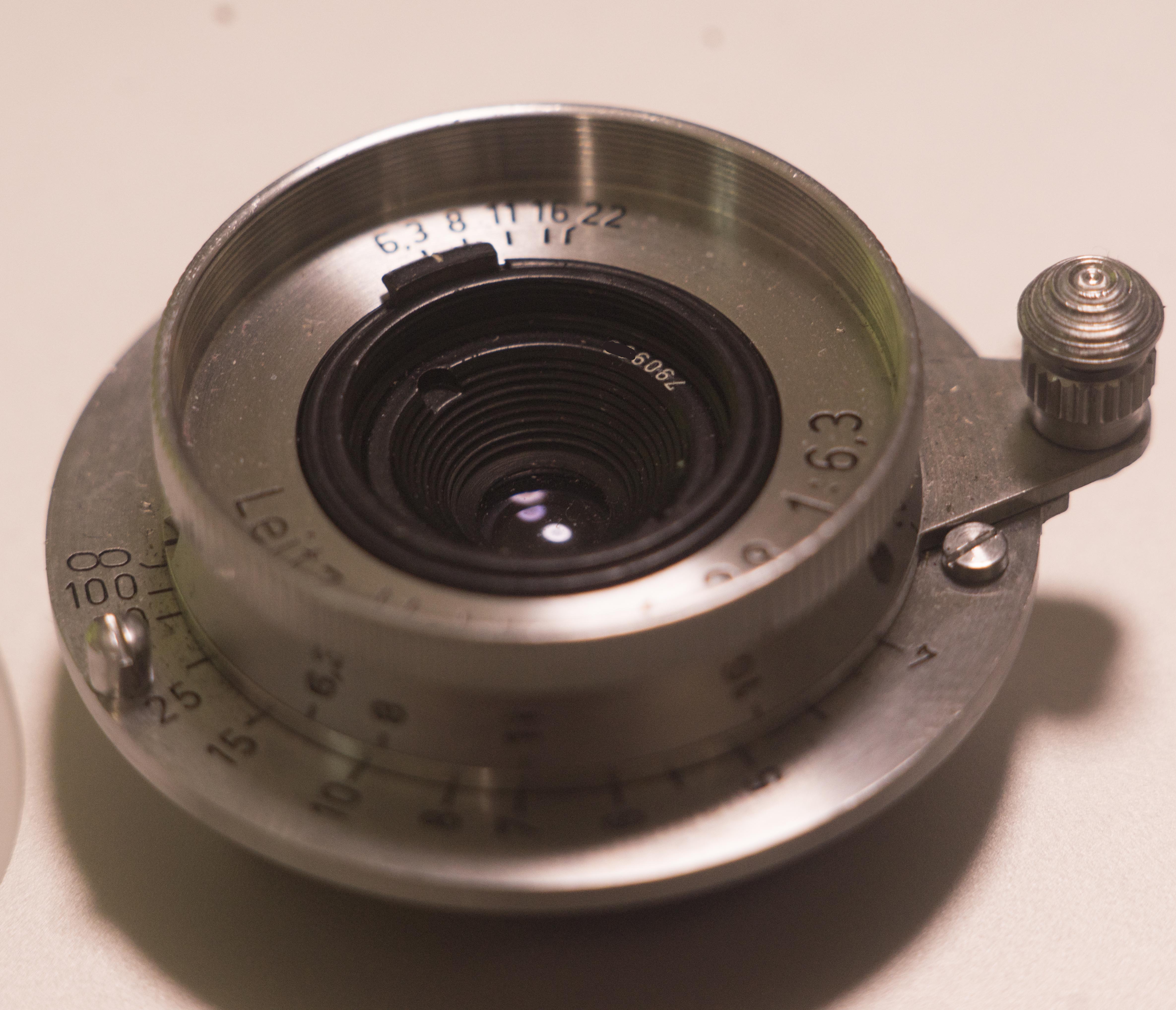 LEICA Hektorレンズと桜 | 空は見れど