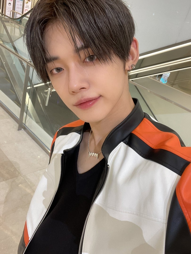 デビュー800日おめでとう♡メンバーセルカ♡ | TXT☆TOMORROW X