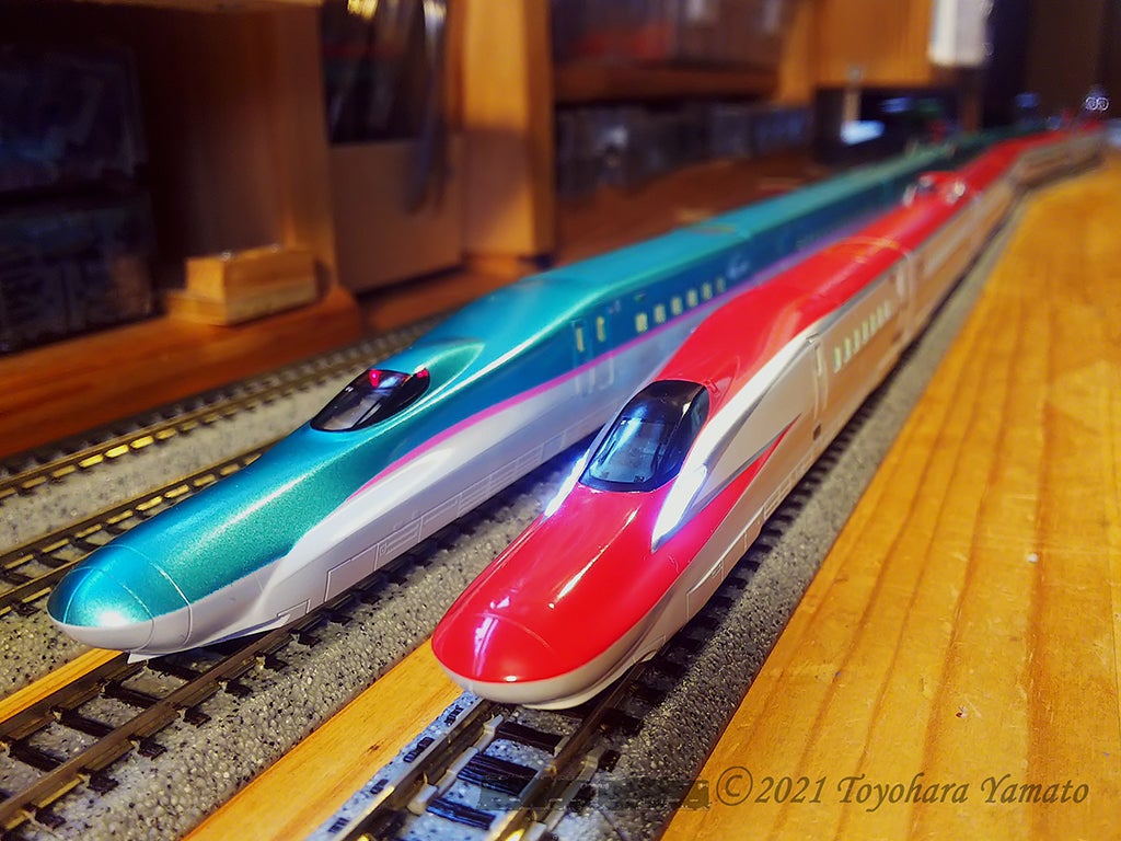 KATO E6系新幹線”こまち”入線～爆走試運転 [鉄道模型] | 重単5175