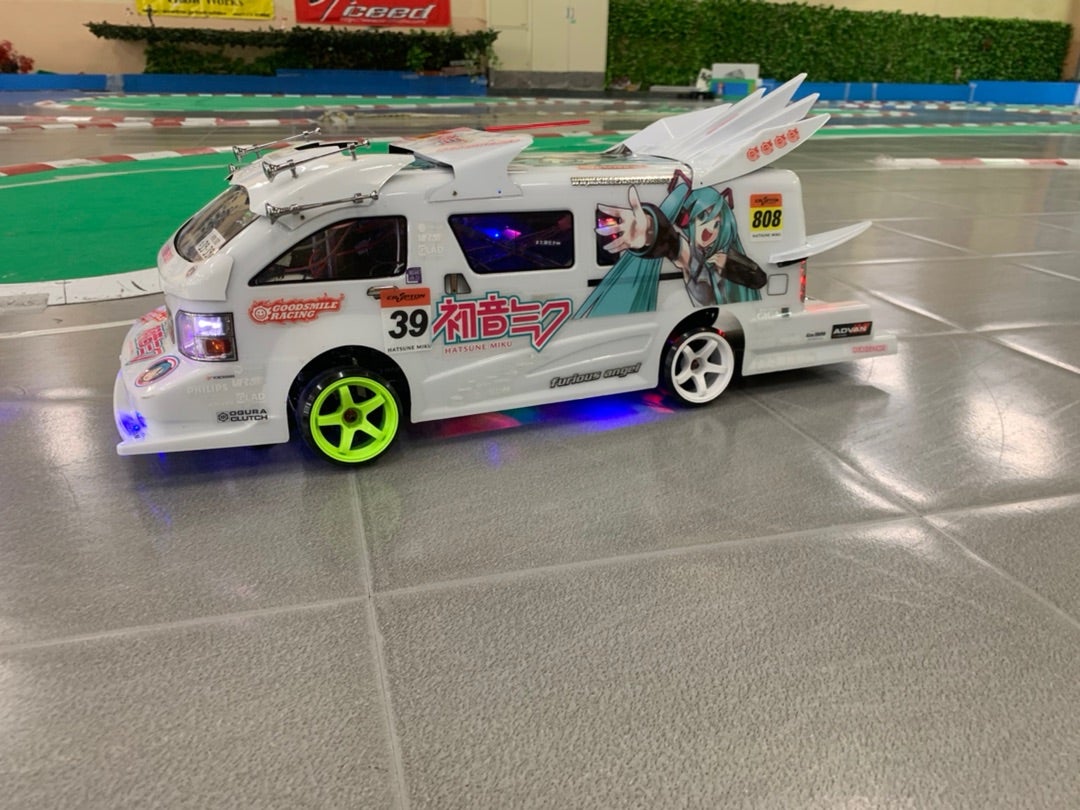 ハイエース【バニング】 | ラジドリと車お馬鹿さんのブログ team T