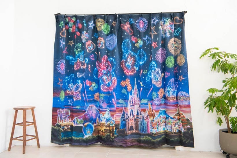 TDR花火デザイングッズ、カーテンはもうお品切れ？！ | とびの