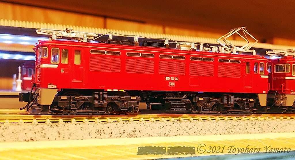 TOMIX ED75ヒサシ付をKATO動力化 [鉄道模型] | 重単5175 ～鉄道模型と