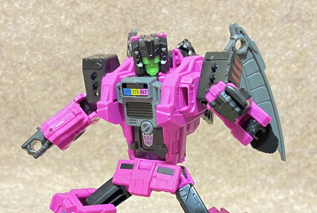 BUZZWORTHY BUMBLEBEE WORLDS COLLIDE ファングリー | I love