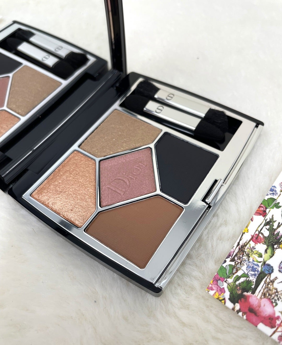 DIOR♥️伊勢丹新宿限定サンクク569 ゴールデンデイ スオッチ | Dr