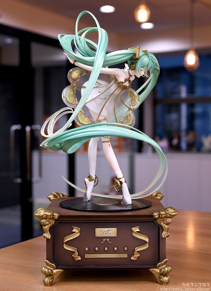ご予約開始♪「初音ミクシンフォニー 5th Anniversary Ver.」をご紹介