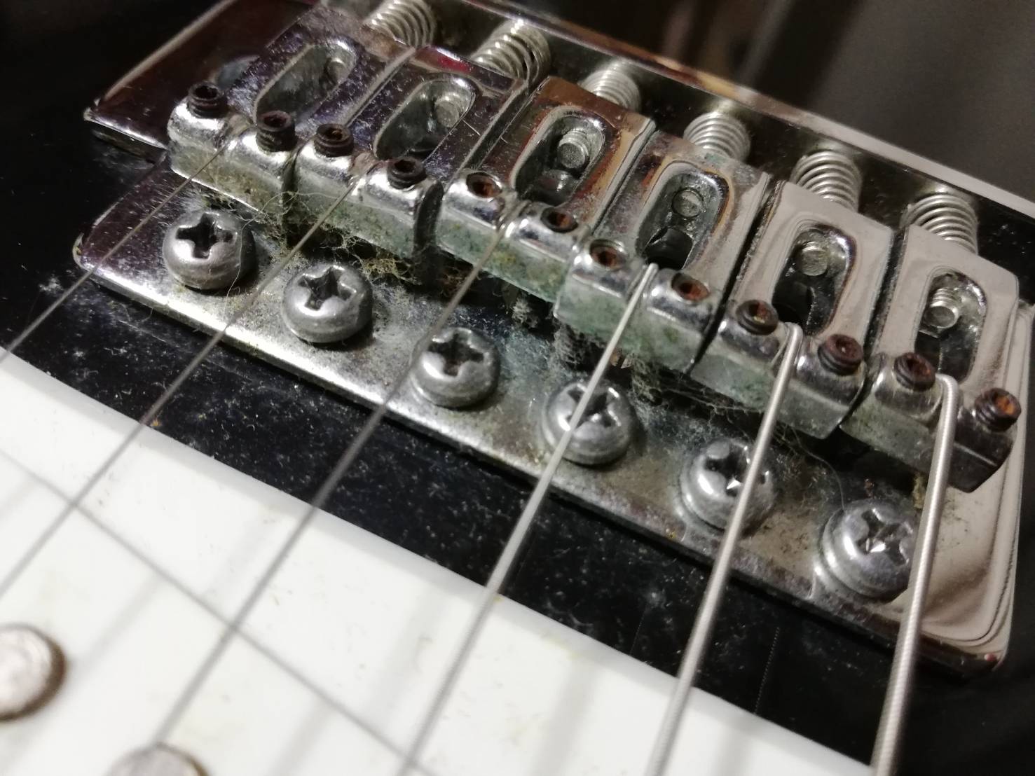 ベリンガー ストラト キャスター～iAXE393 かな……？ | at the 1969