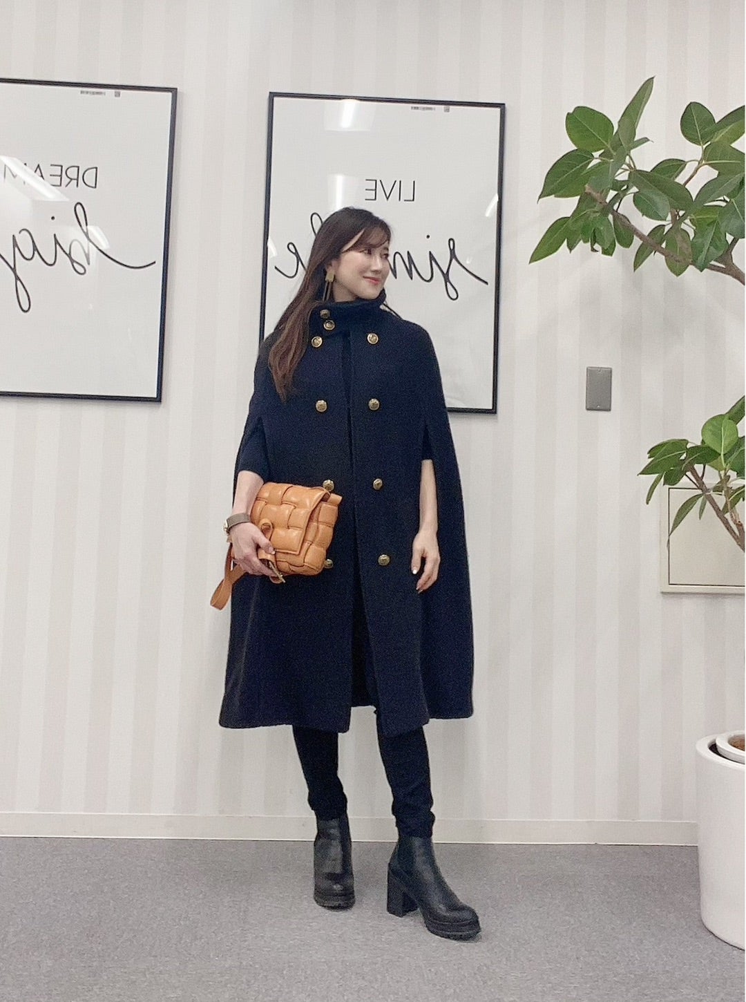 ZARAのケープコートのコーデ | 岡田実子オフィシャルブログ Powered by