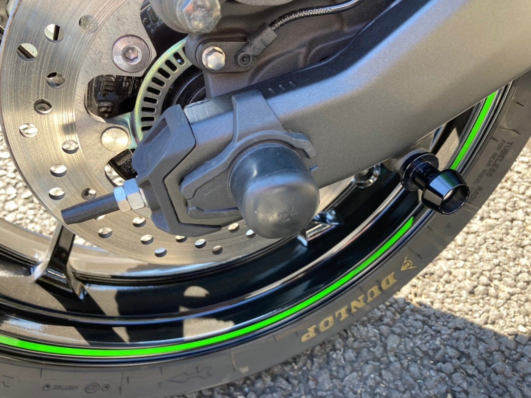 ZX-25R リアアクスルナットの回り止めをスナップピンに変更してみた