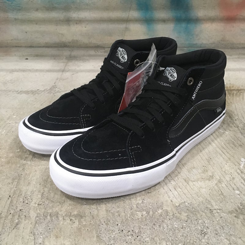 ☆新入荷!!☆US企画 Vans Sk8-Mid Pro × Anti Hero!! | 大分県大分市の
