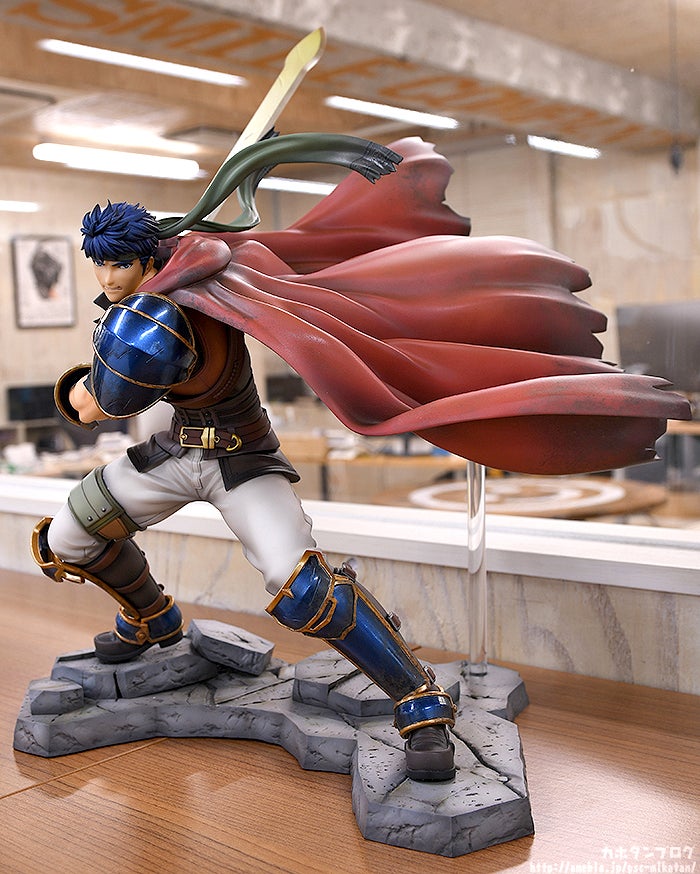 ご予約受付中】インテリジェントシステムズさんアイテム「アイク」をご