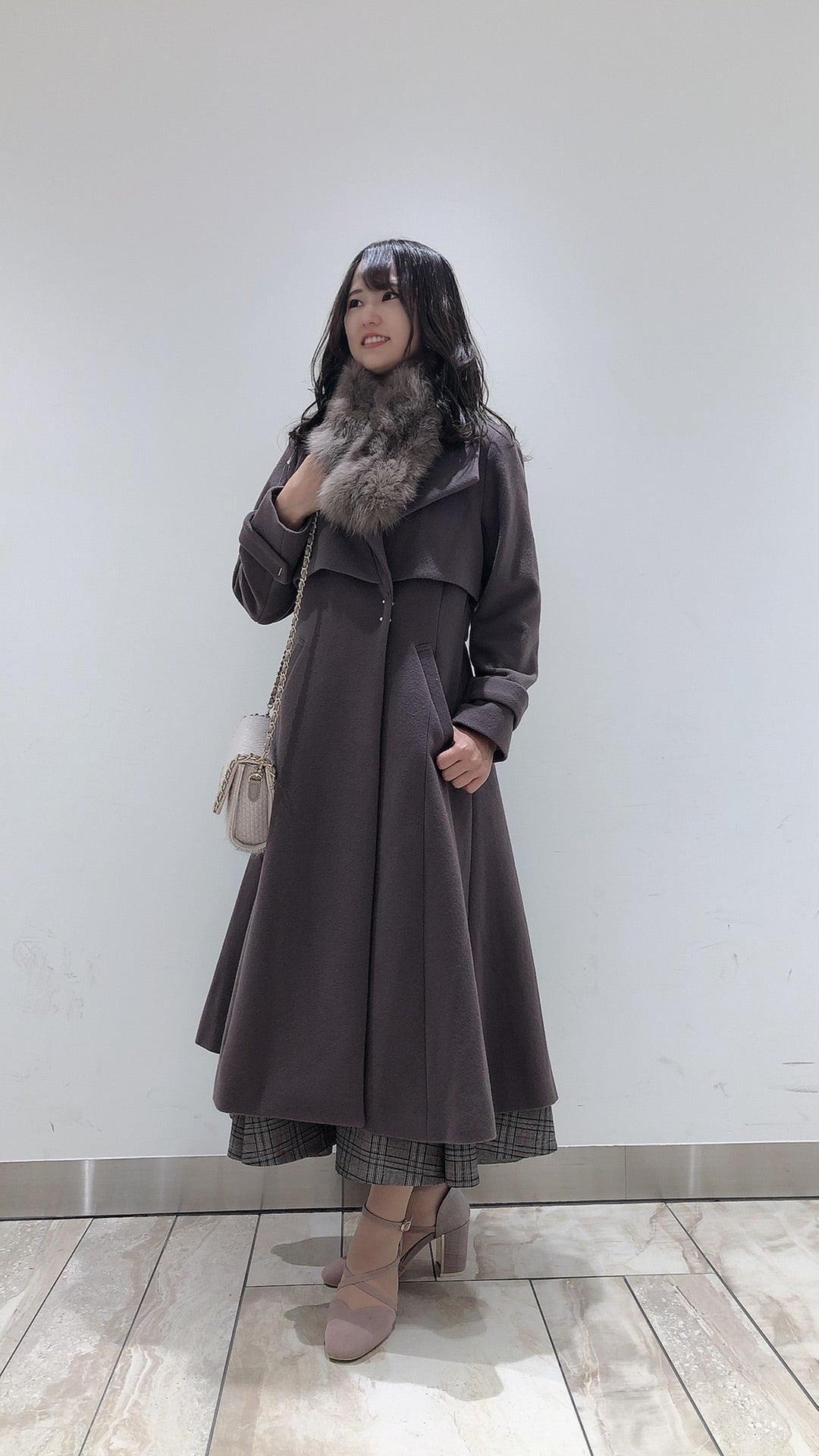 バックプリーツウールトレンチコート | Noela(ノエラ)オフィシャルブログ