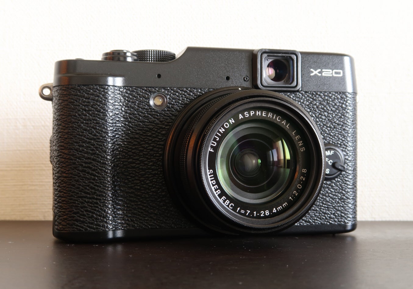 Fujifilm X20 分解修理 | 透明のみちしるべ