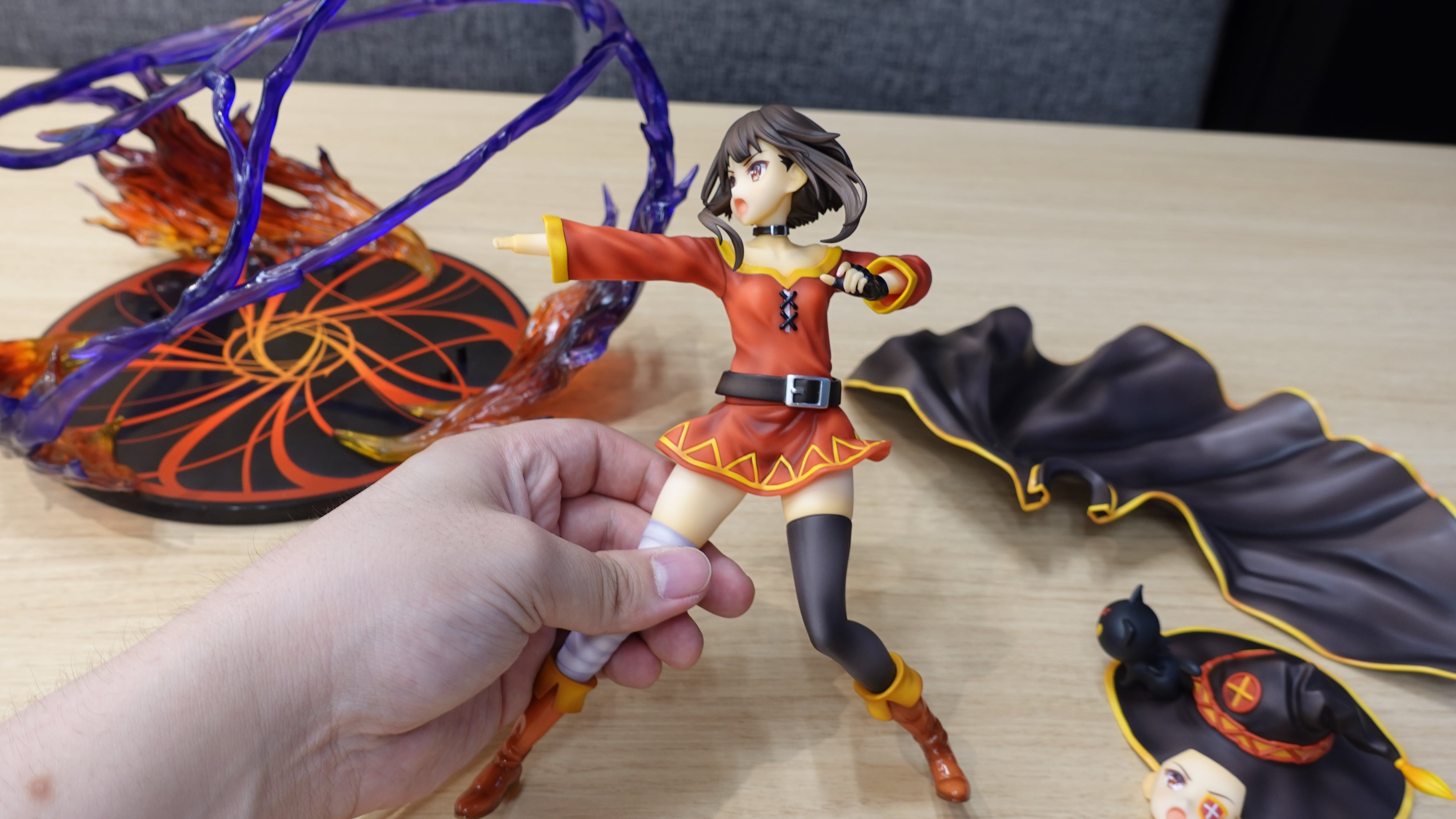 めぐみん -エクスプロージョン ver- 1/7スケールフィギュア | SHIBUYA