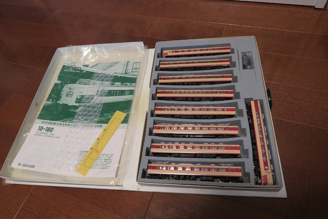 KATO 183系1000番台 国鉄色 その1 | ダイス・クエイドのブログ