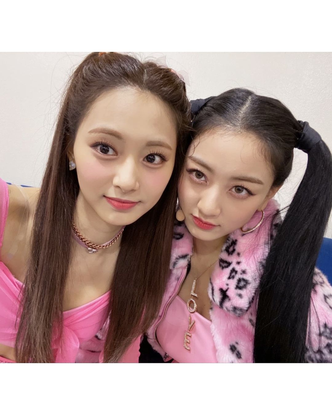 twiceくじ ジヒョ ミナ ダヒョン ツウィ ラブリーグラス コップ twice