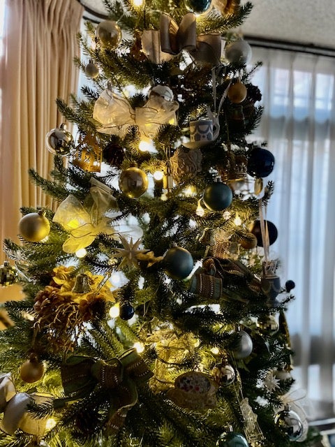 ウェッジウッドジャスパーウェアのオーナメント” | 紅茶がつなぐ素敵な絆