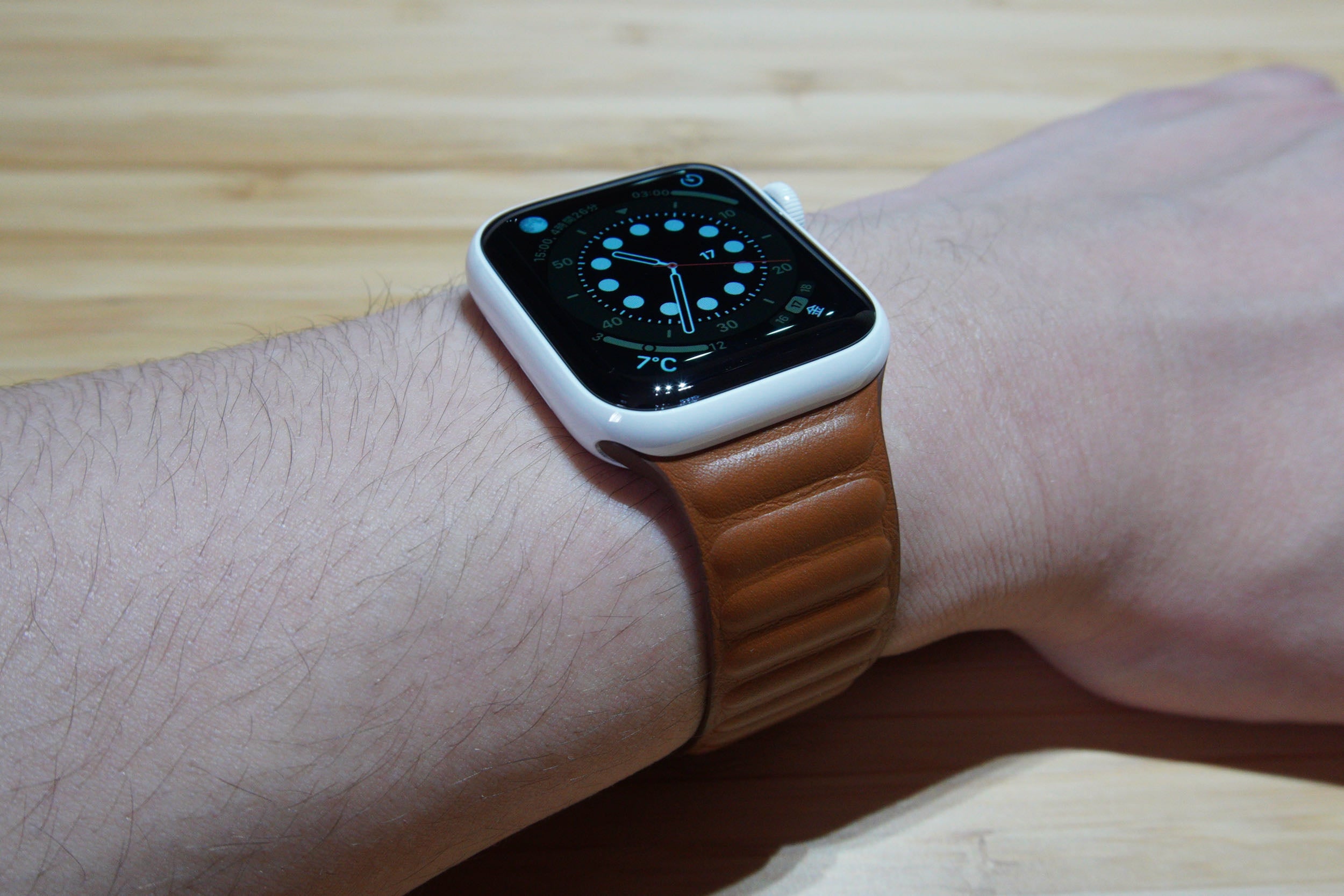 サドルブラウン・レザーリンクを開封！[Apple Watch] | デカの日常