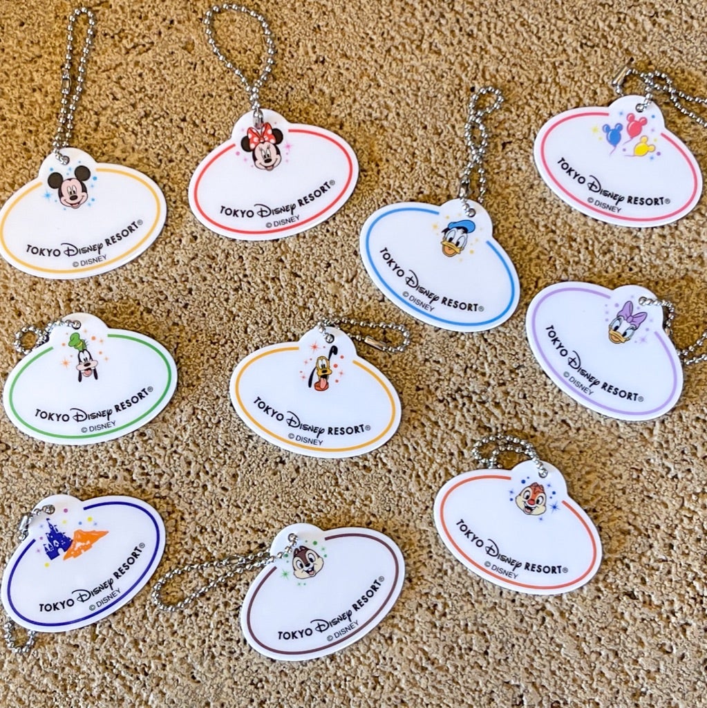 キャストさんみたい！20個入ったネームプレート風キーチェーン