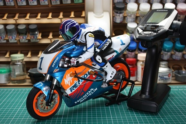 1/8RCの世界】KYOSHO Hang-On Racer 完成①♪ | Lay-Up Garageのブログ