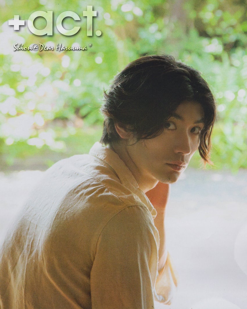 L'UOMO VOGUE 三浦春馬さん掲載誌 L'UOMO VOGUE 三浦春馬さん掲載誌 L