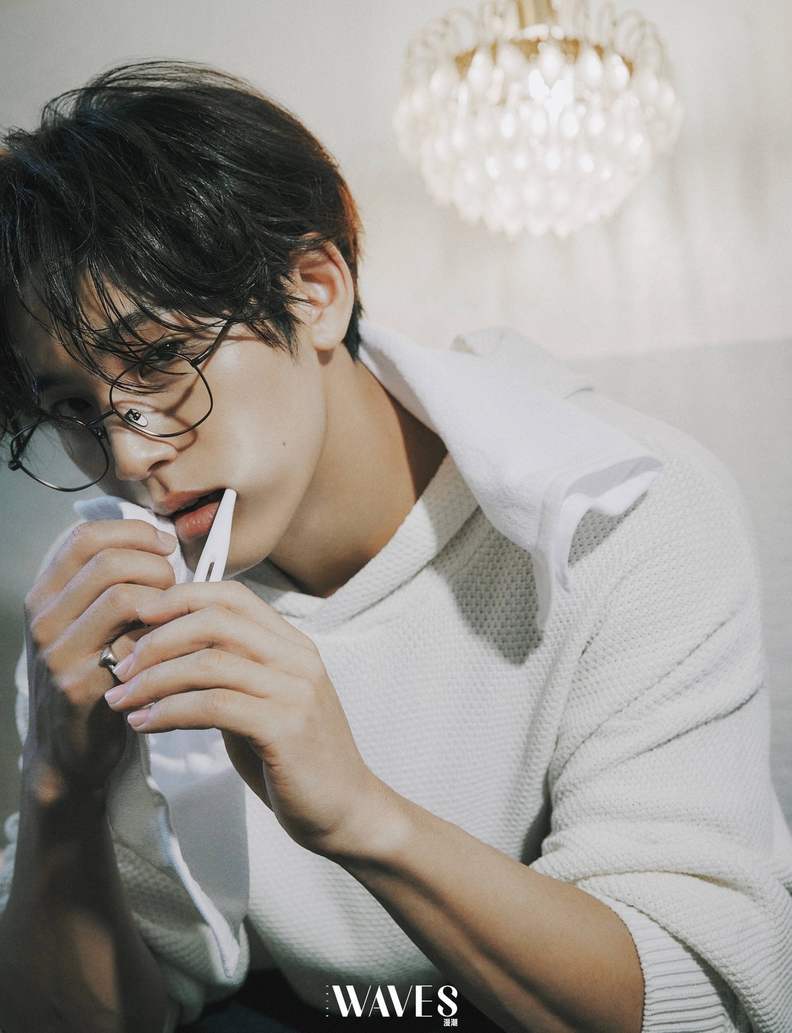 中国の雑誌WAVES（ミンギュ） | Goddess女神