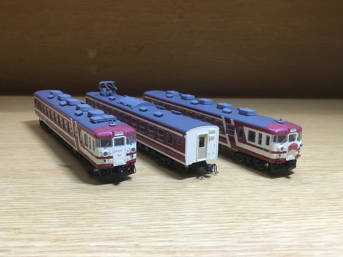 KATO 旧製品165系から上沼垂を作る？ムーンライト赤 M-3編成 ⑨ | 色々Lab