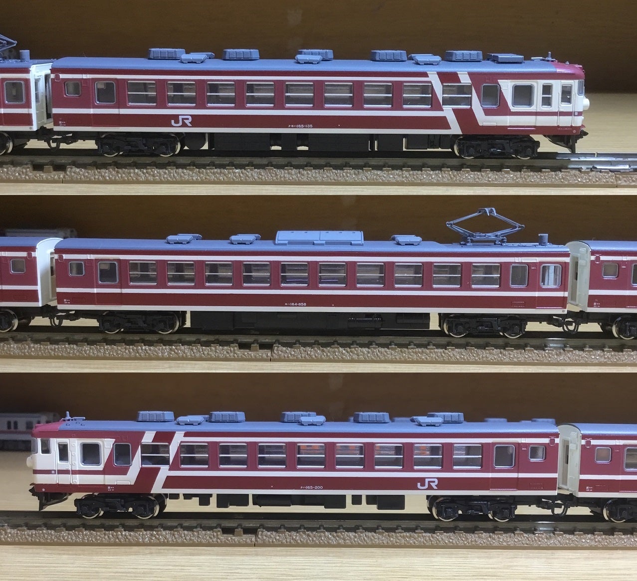 KATO 旧製品165系から上沼垂を作る？ムーンライト赤 M-3編成 ⑨ | 色々Lab