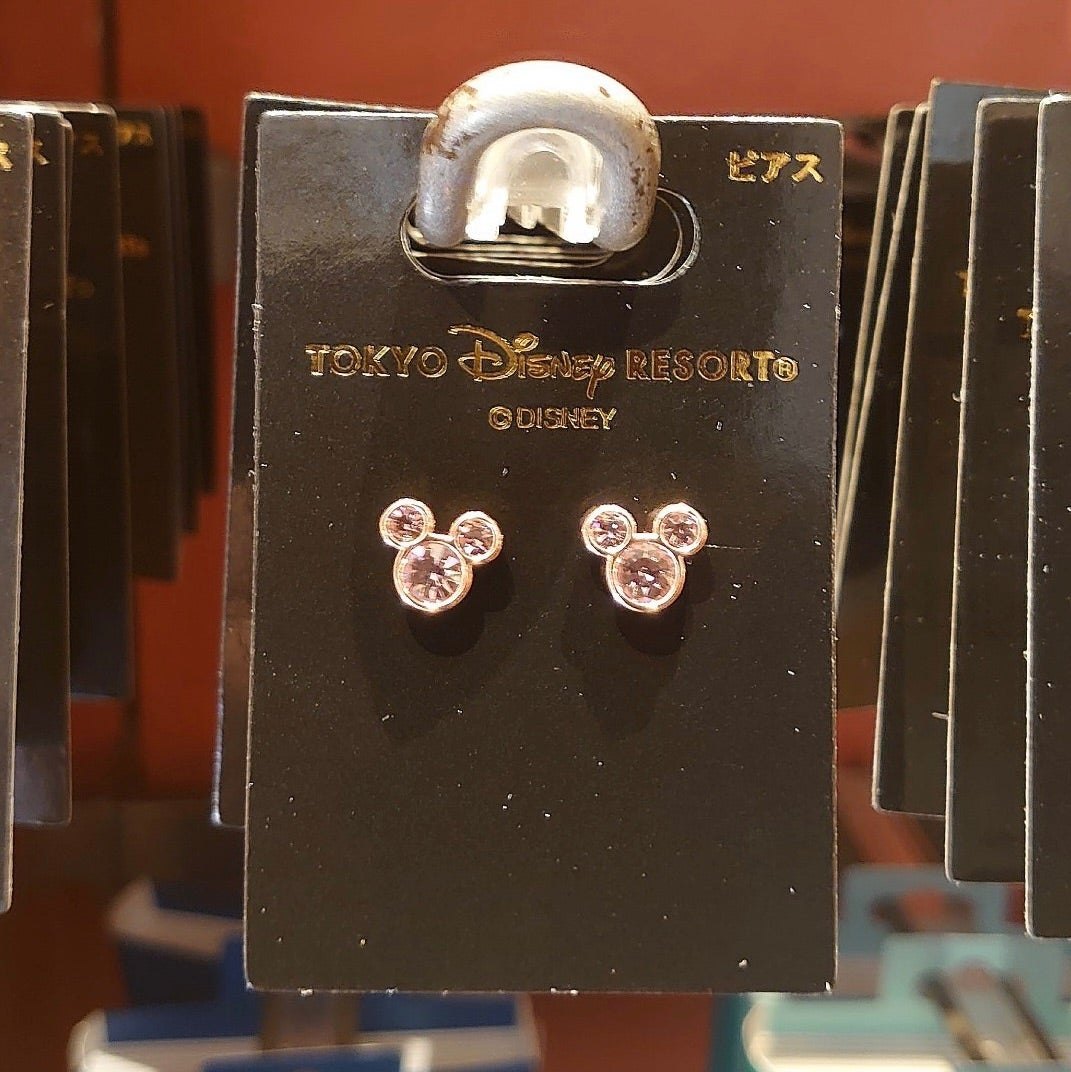 東京ディズニーリゾート キラリと輝くミッキーシェイプのピアス