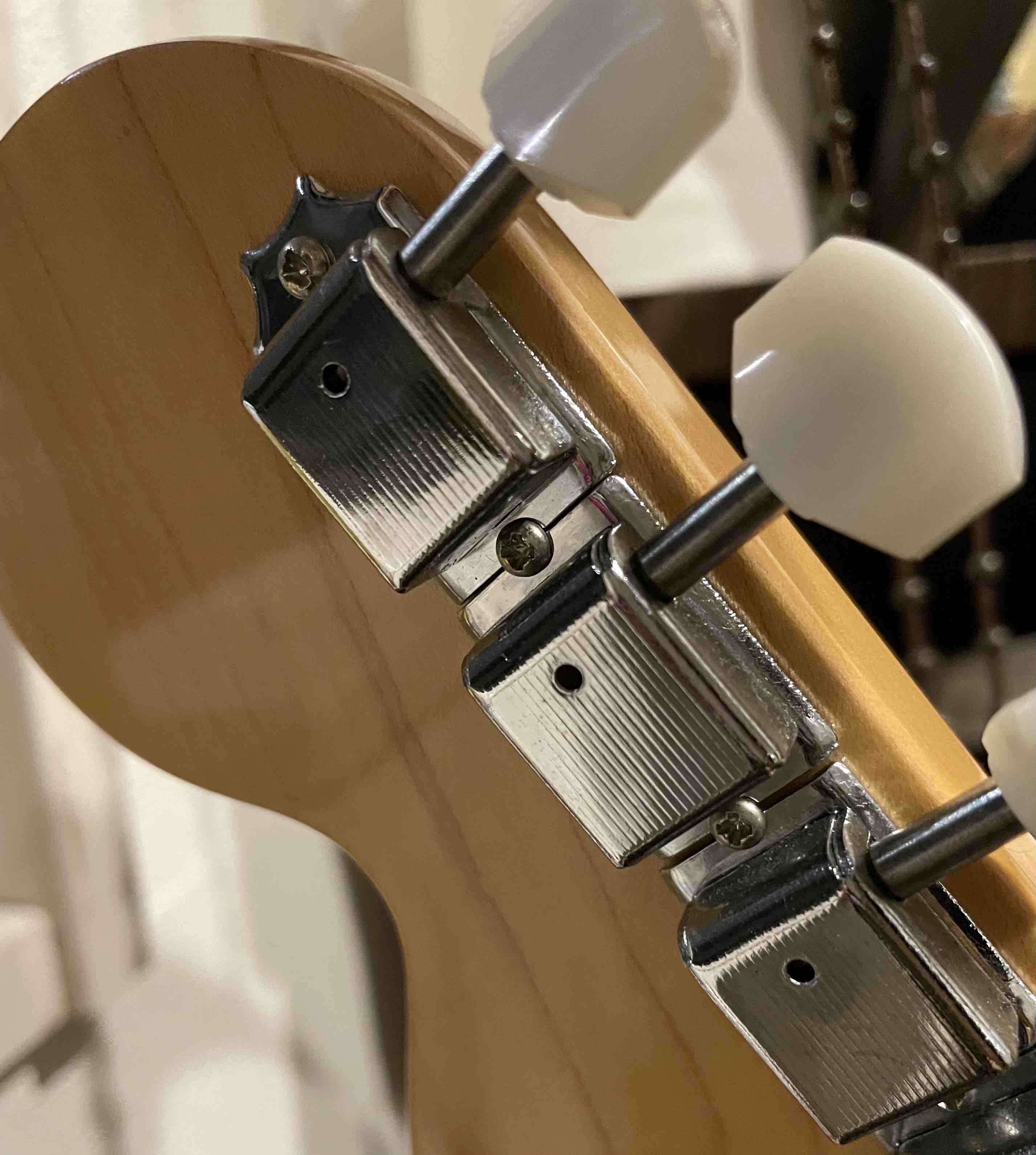 なぜクルーソンタイプのペグなのか？ | とらべるらいと