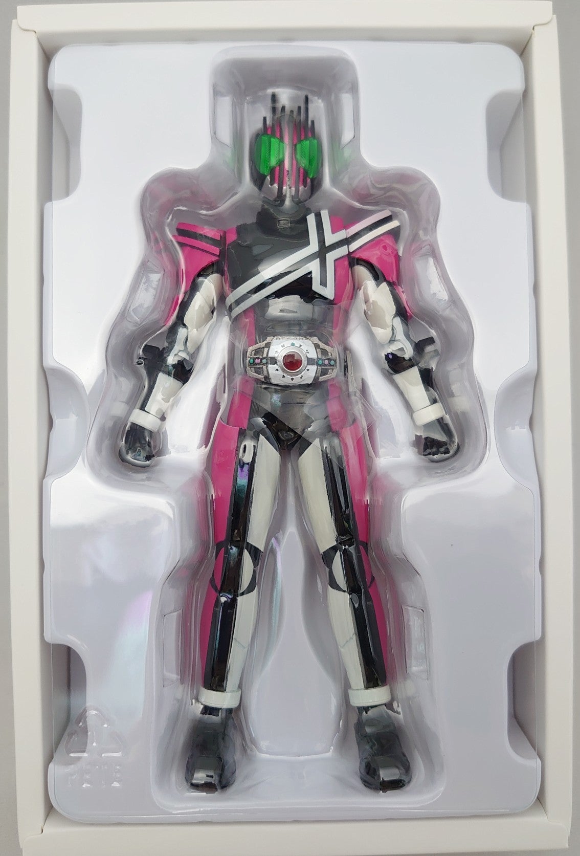 S.H.Figuarts（真骨彫製法） 仮面ライダーディケイド 50th Anniversary