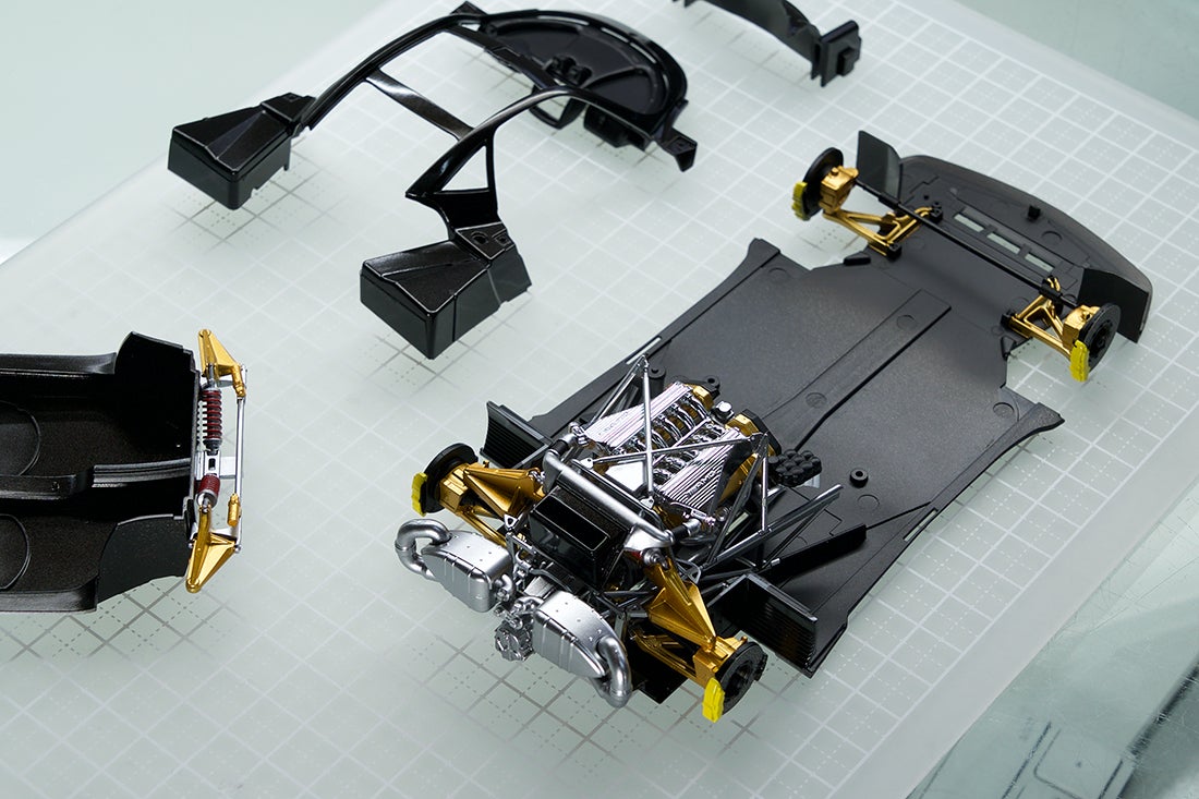 製作記 アオシマ 1/24 パガーニ ゾンダ F (4) | プラモ日記 青22号