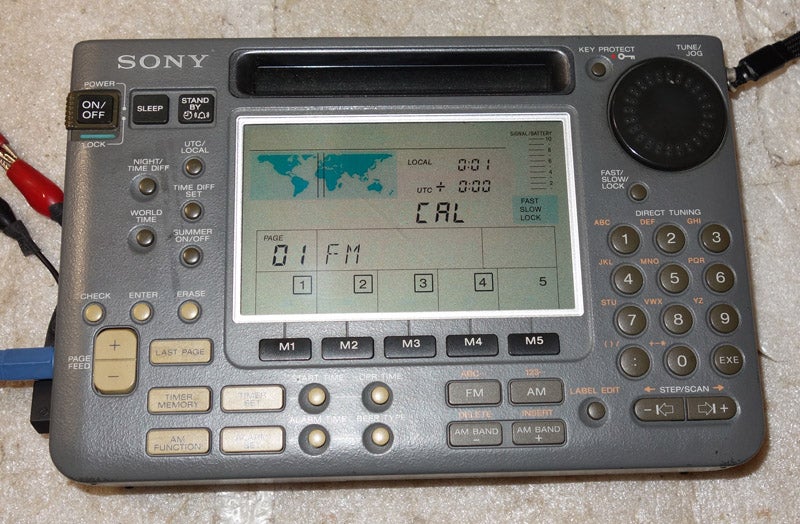 状態が極めて悪いICF-SW55 ソニーの受信機です | じんけいの修理日記