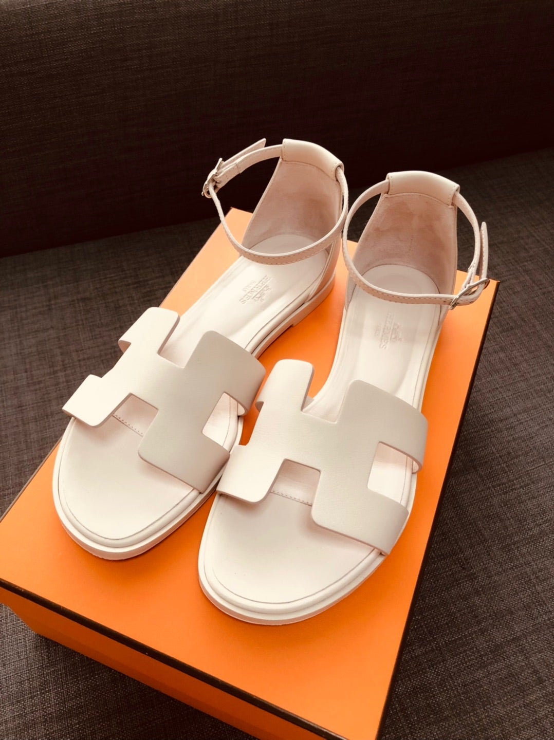 エルメスのサンダルその2 | なつめとお買い物