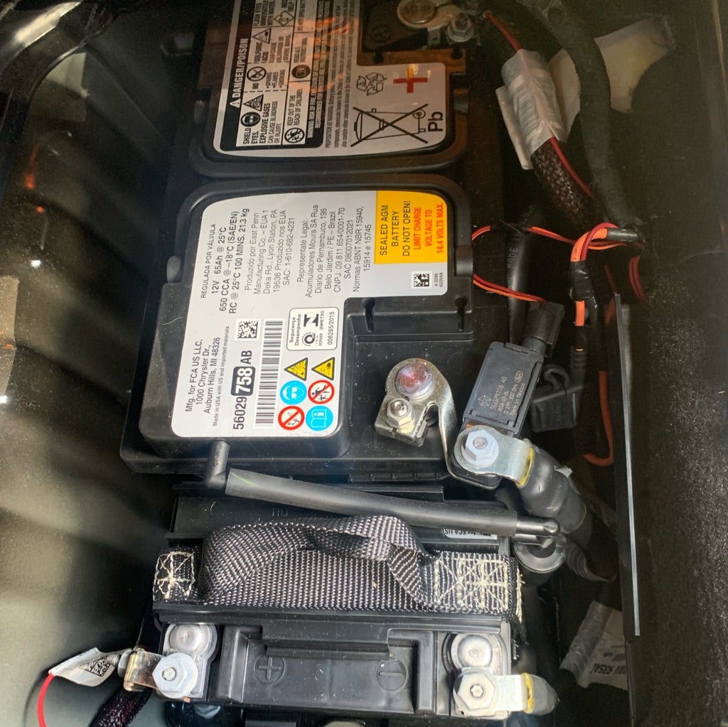 グランドチェロキー サブ、メインバッテリー交換 | SENSスタッフブログ！！