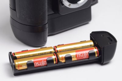 Nikon Battery Pack MB-16 | 出張撮影 スタジオたいとう ☆東京都台東区