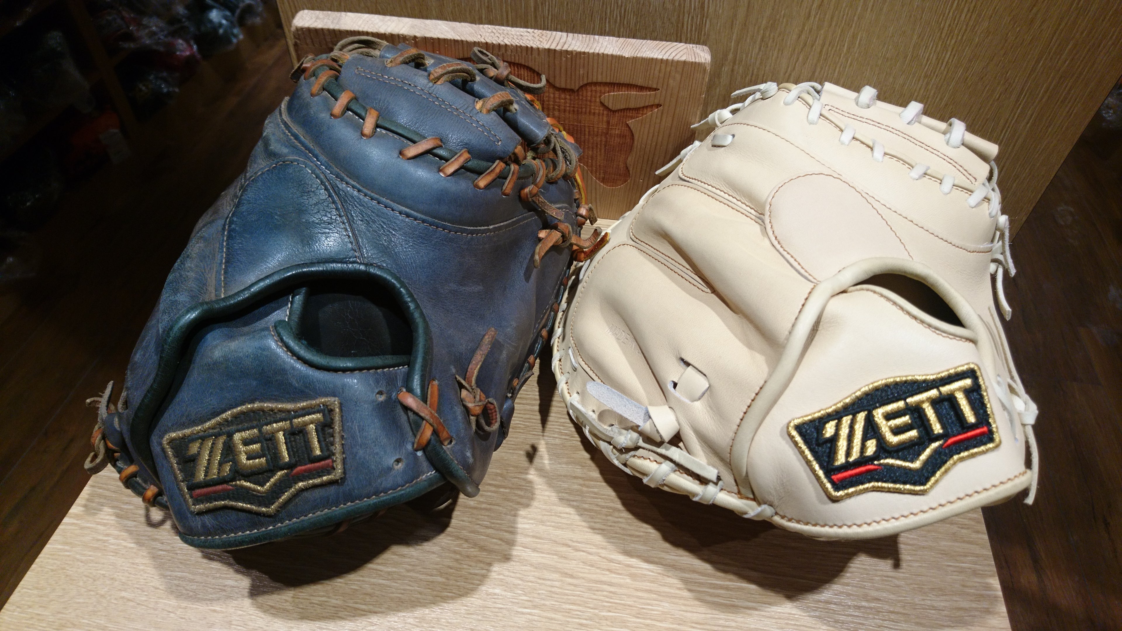 ZETT】ゼット中村悠平選手モデルのキャッチャーミットを学生さんに