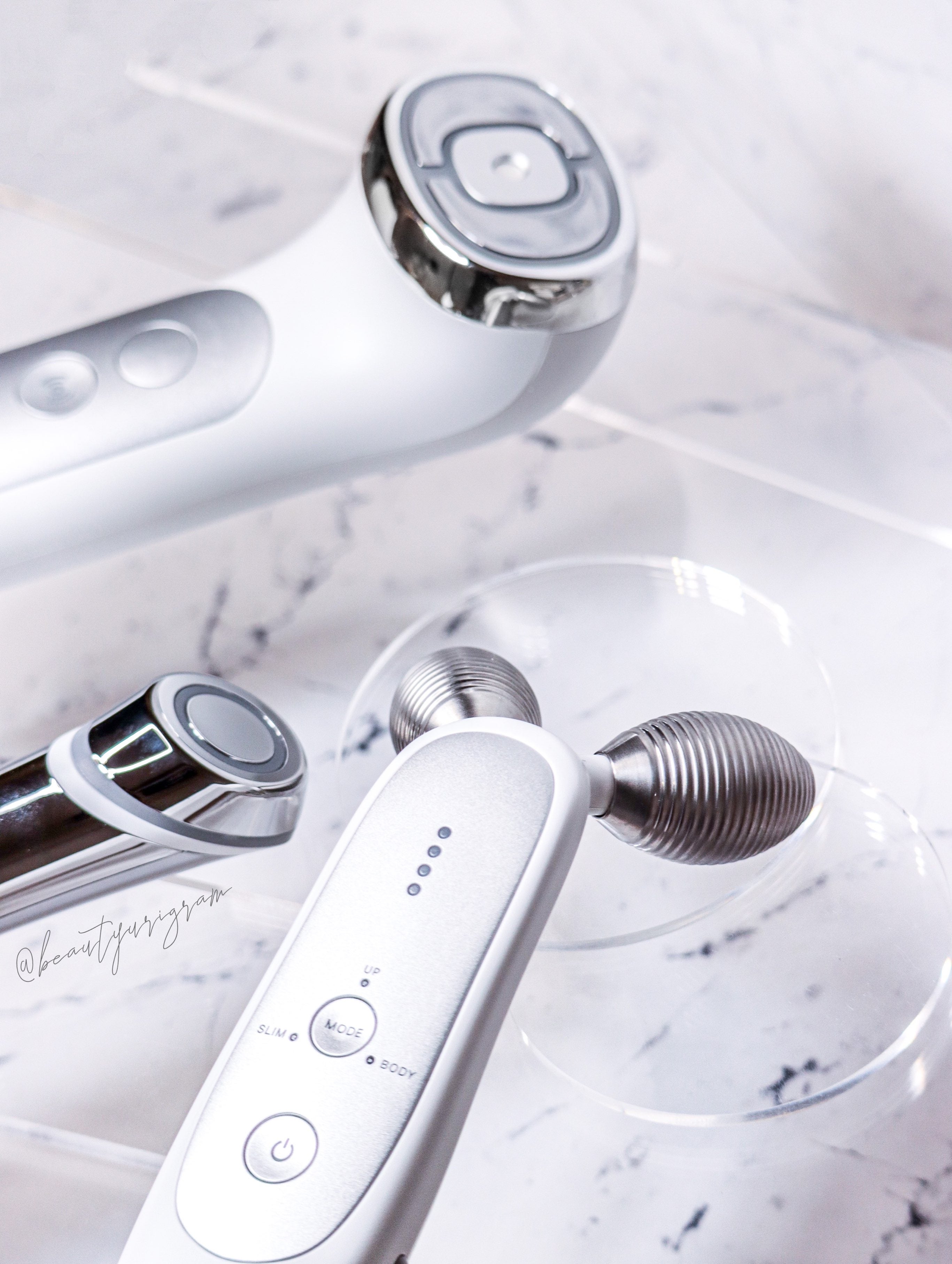 medicube】EMS美顔器AGE-R、ダーマエアショット、ユーセラディープ