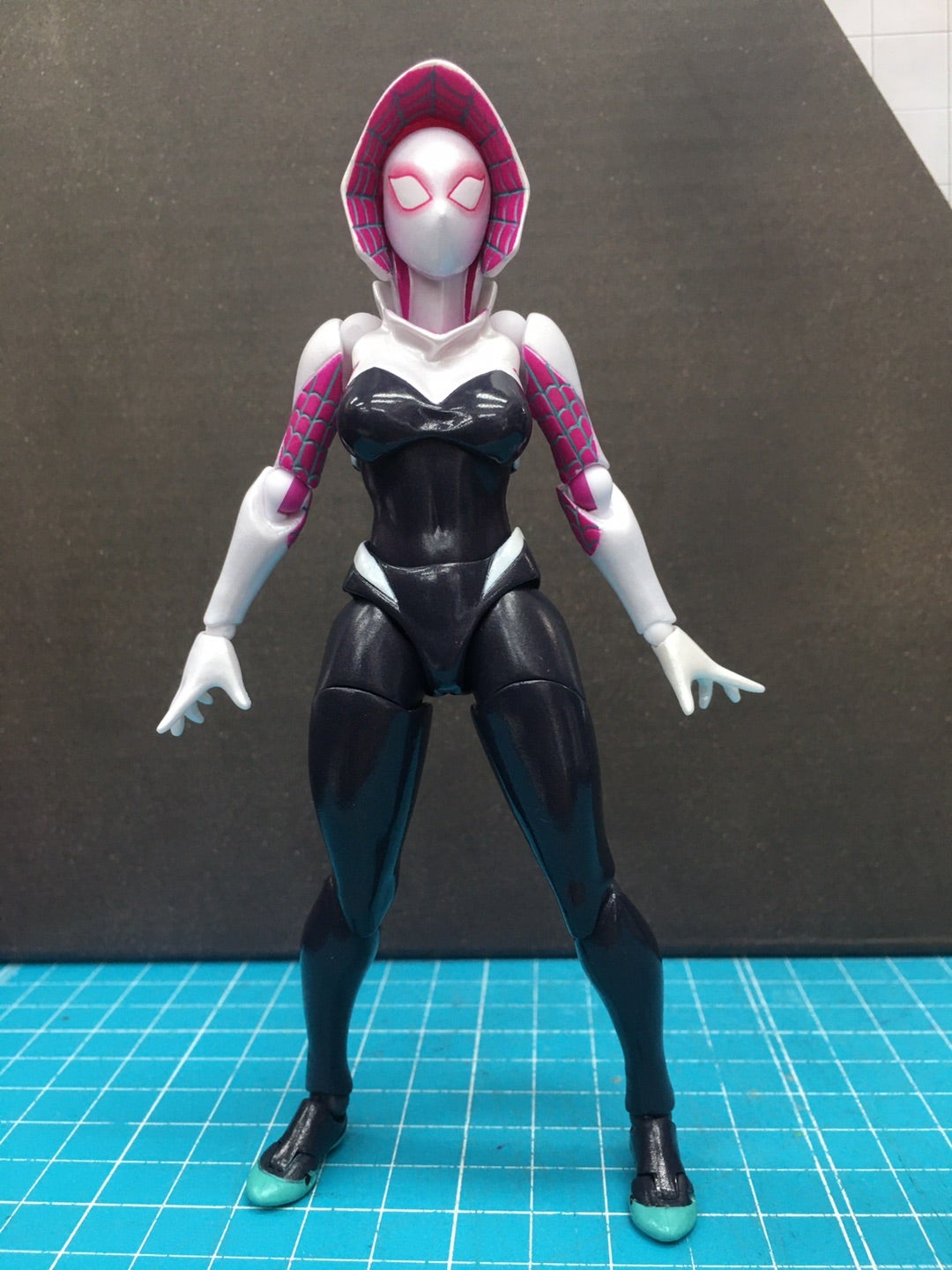 The Spider catches You ! -アメイジングヤマグチ スパイダーグウェン