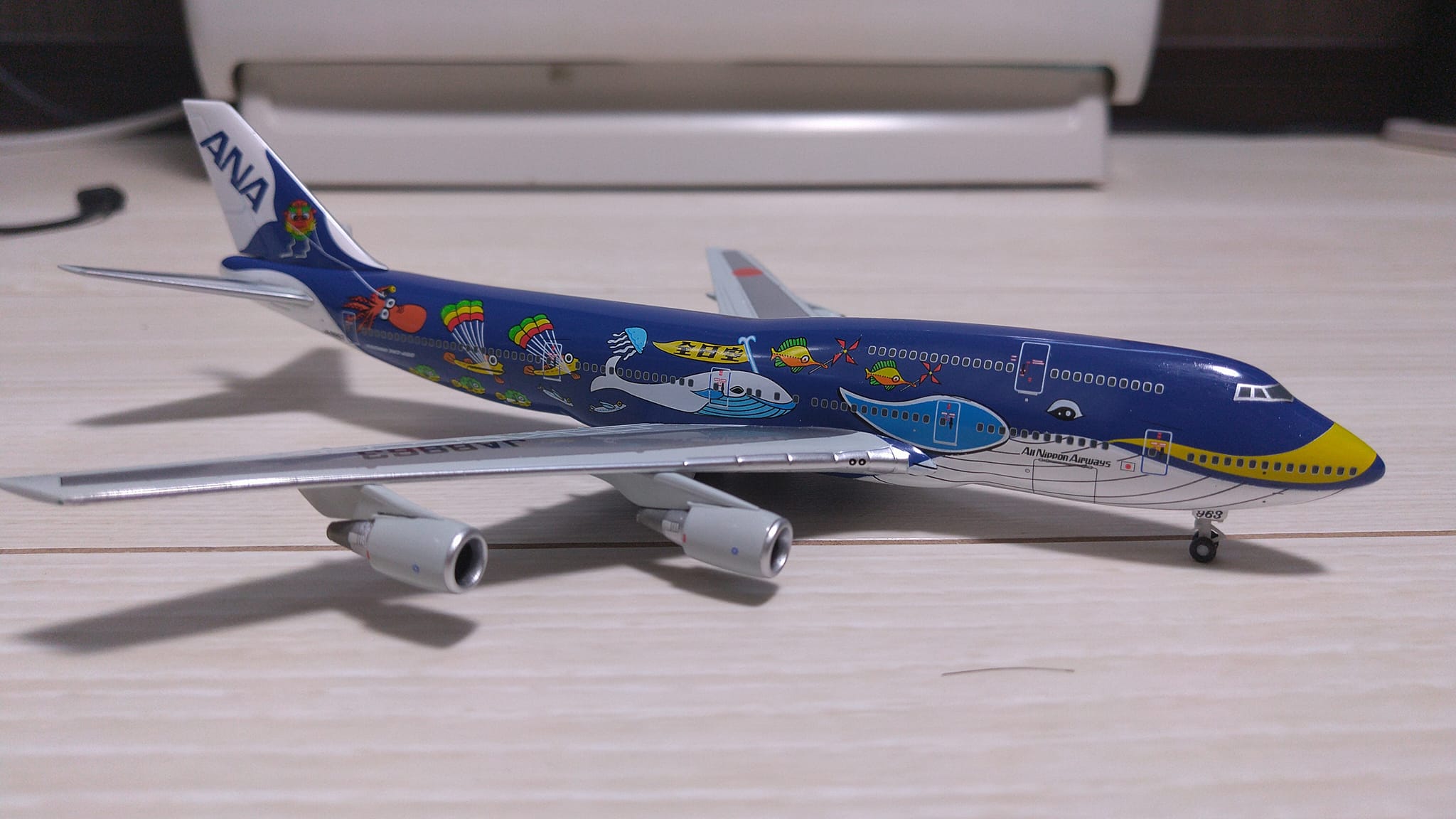 新品未開封】全日空商事 1/200 ANA B747-400 マリンジャンボ 1/200 ANA