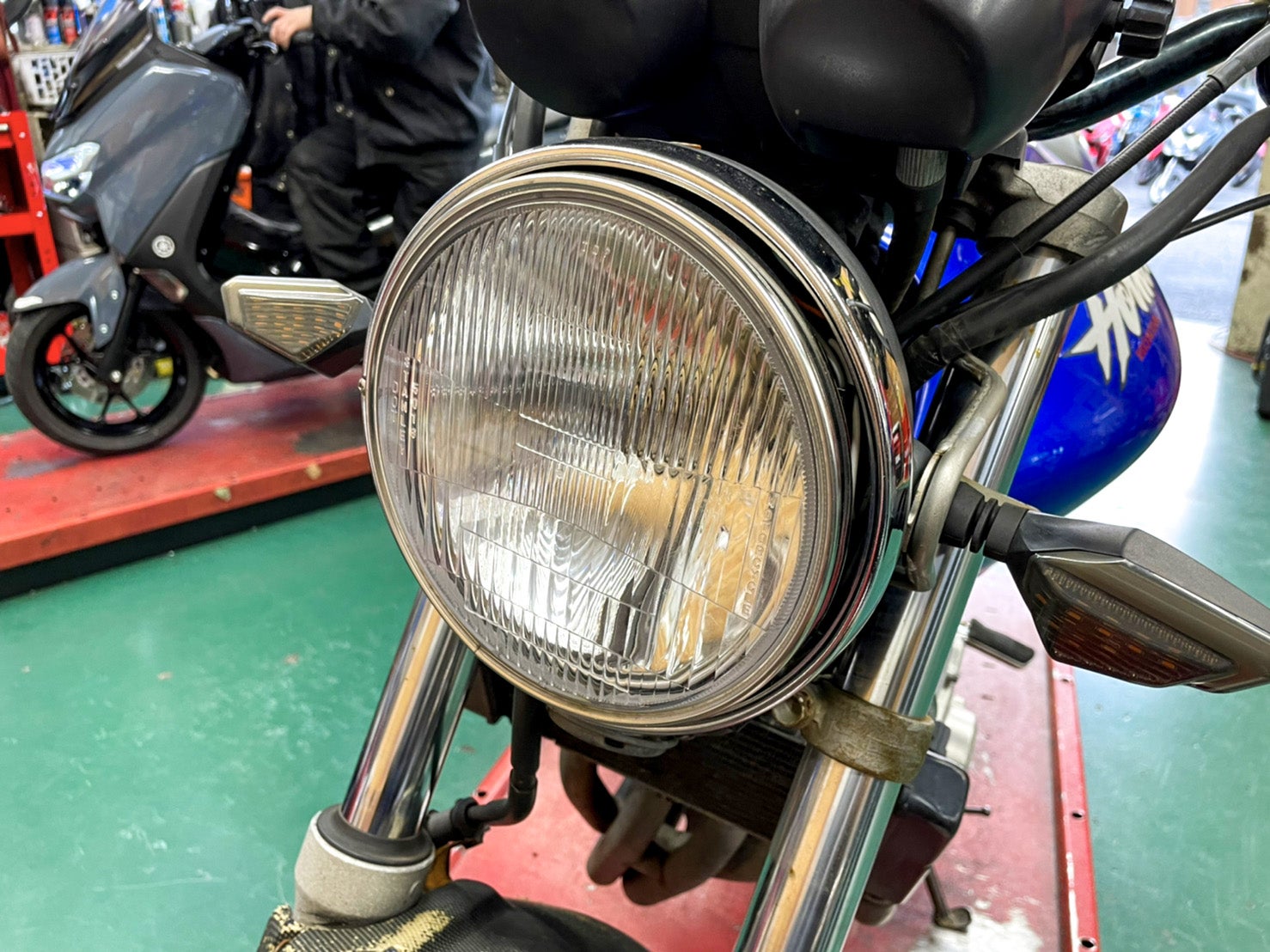 マーシャルヘッドライト取り付け＆光軸・光量検証！！ | 日本最大級