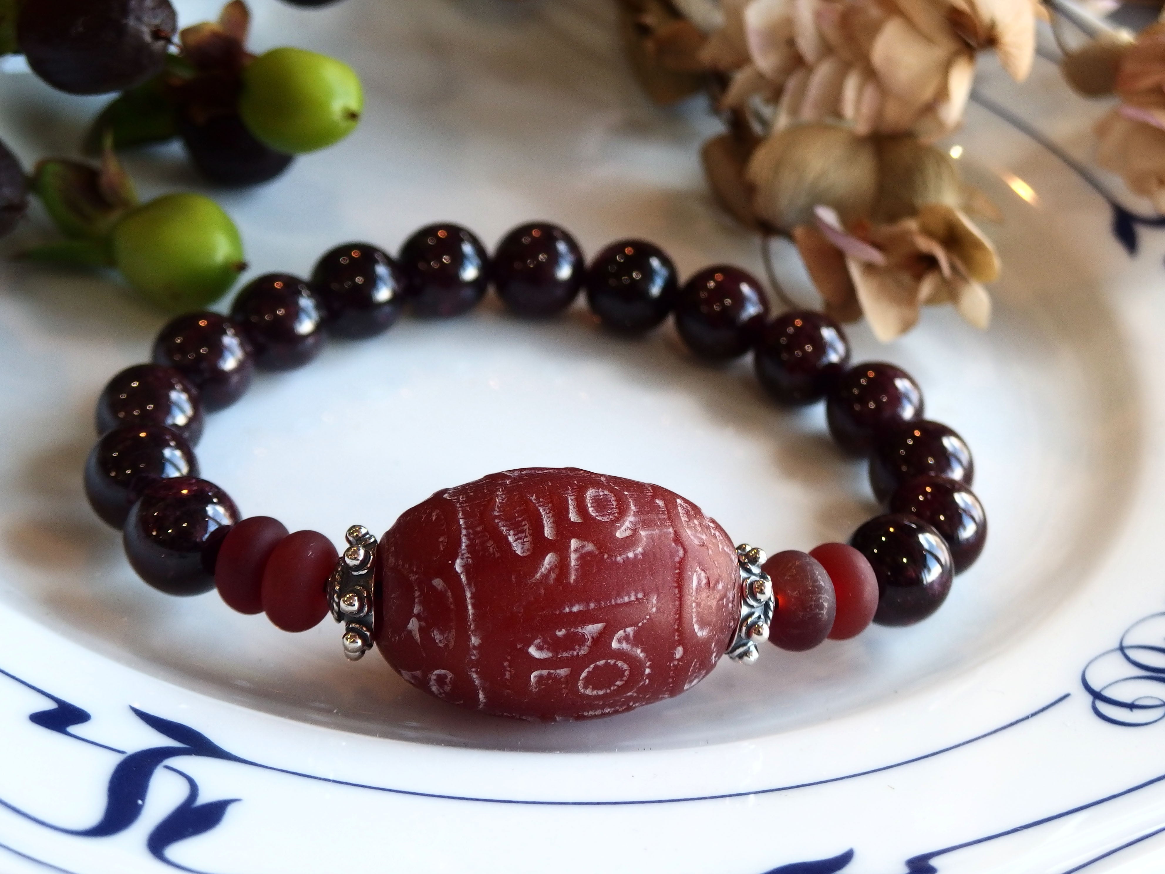 876 天珠 八眼六字真言天珠 梵字 貴重 珍品 dzibeads！ 已嫁這個非常